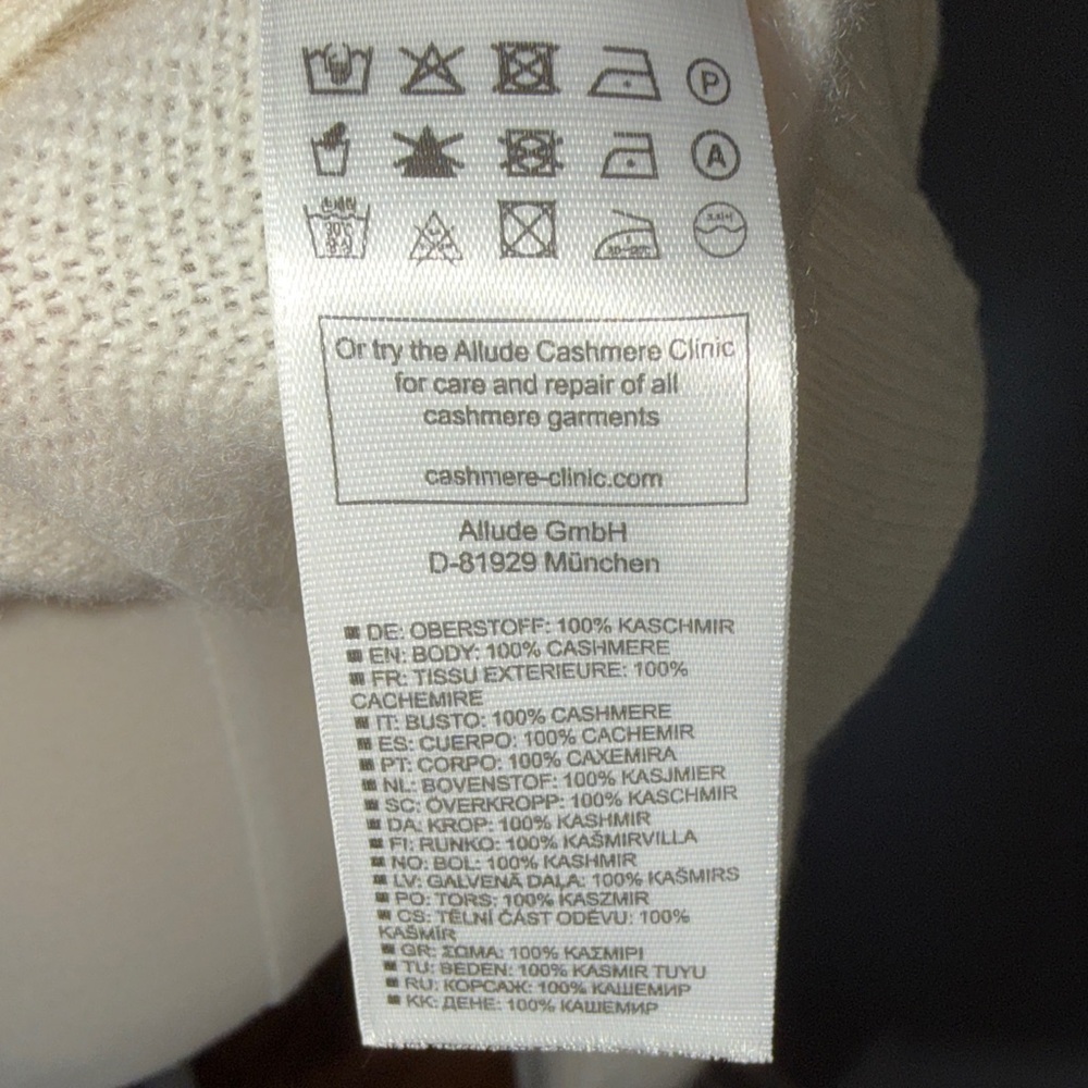 ALLUDE 100% Cashmere Elegant Cream Crew Neck Sweater - Picture 10 of 10